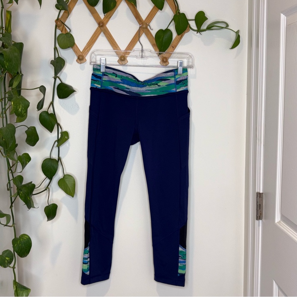 LULULEMON Pace Rival Crop Hero Blue / Seven Wonders Multi